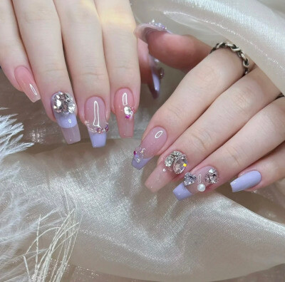 nails