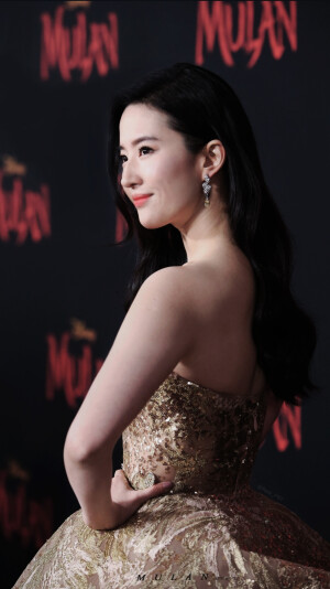 图源水印 （微博博主）