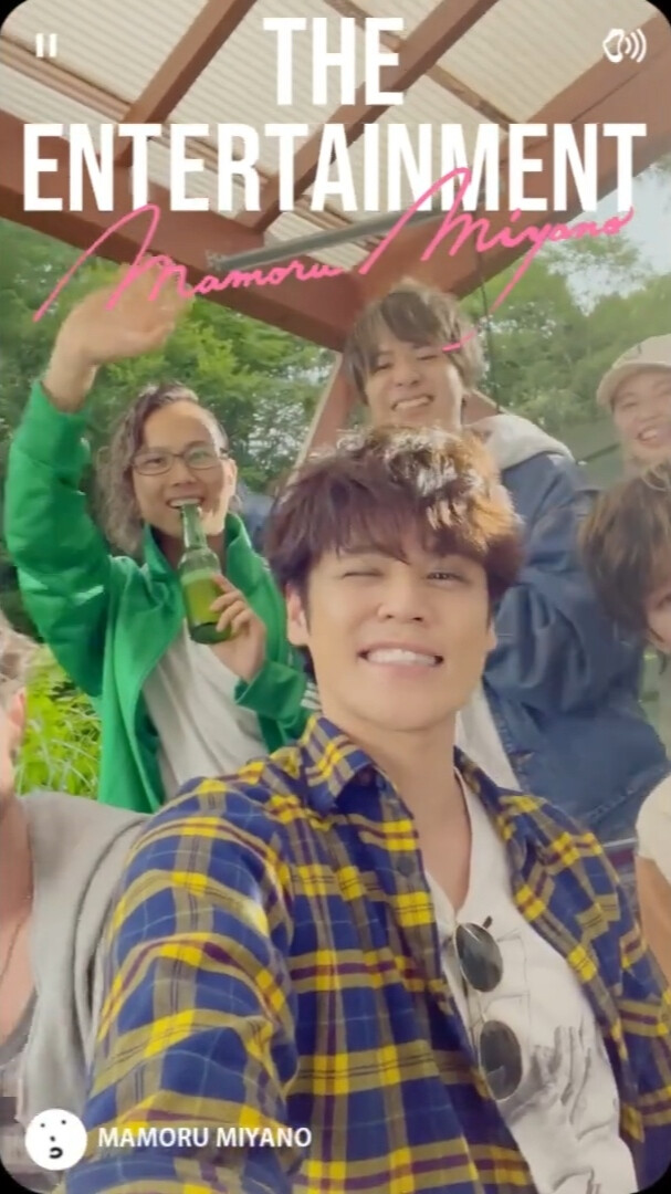 宫野真守 mamo
《THE ENTERTAINMENT》mv自截
竖屏2张