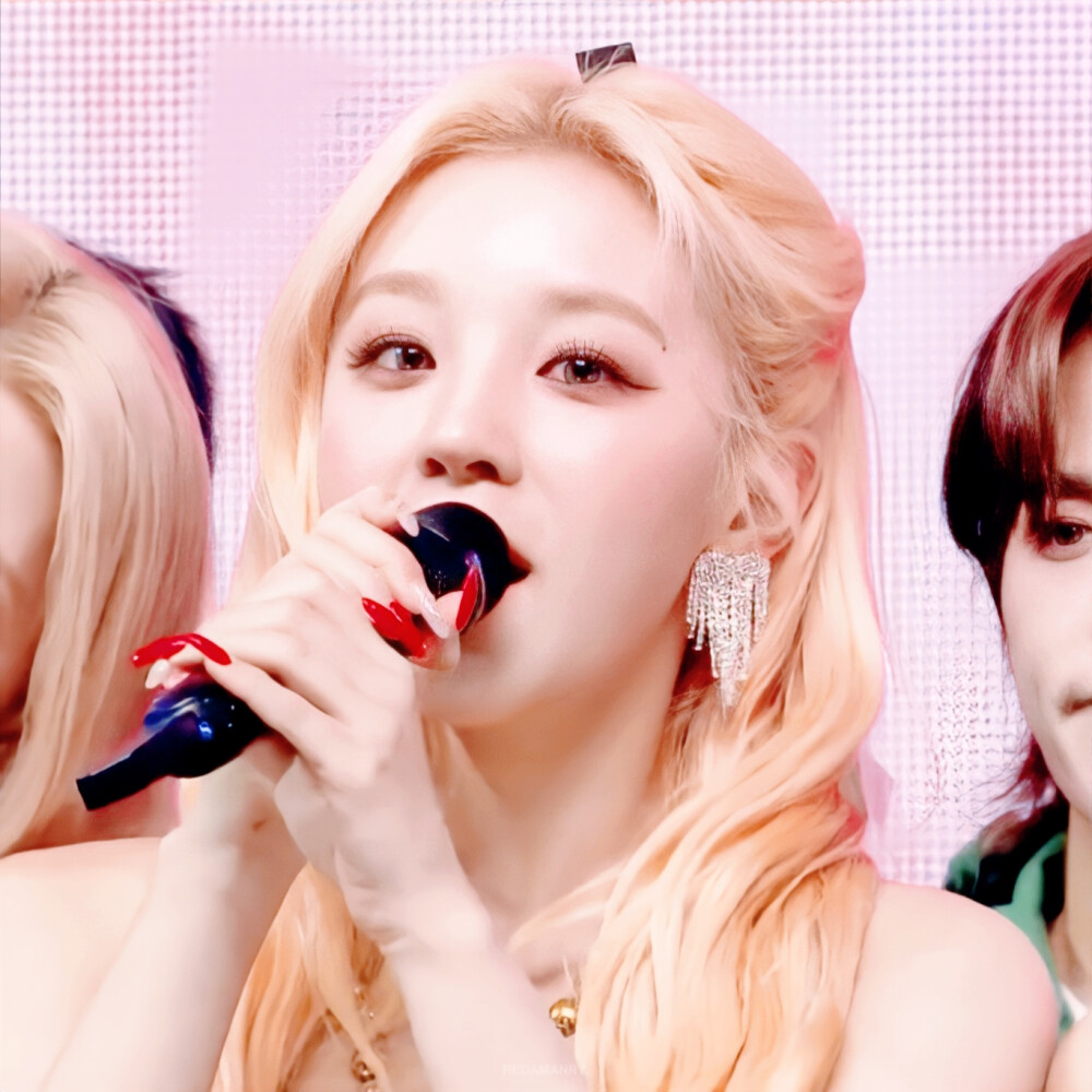 宋雨琦_NXDE
五冠粗卡～