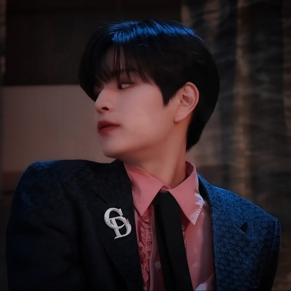 ·拜托，他可是江南区的少爷·