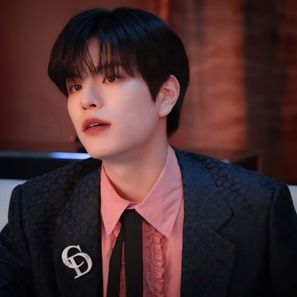 ·拜托，他可是江南区的少爷·