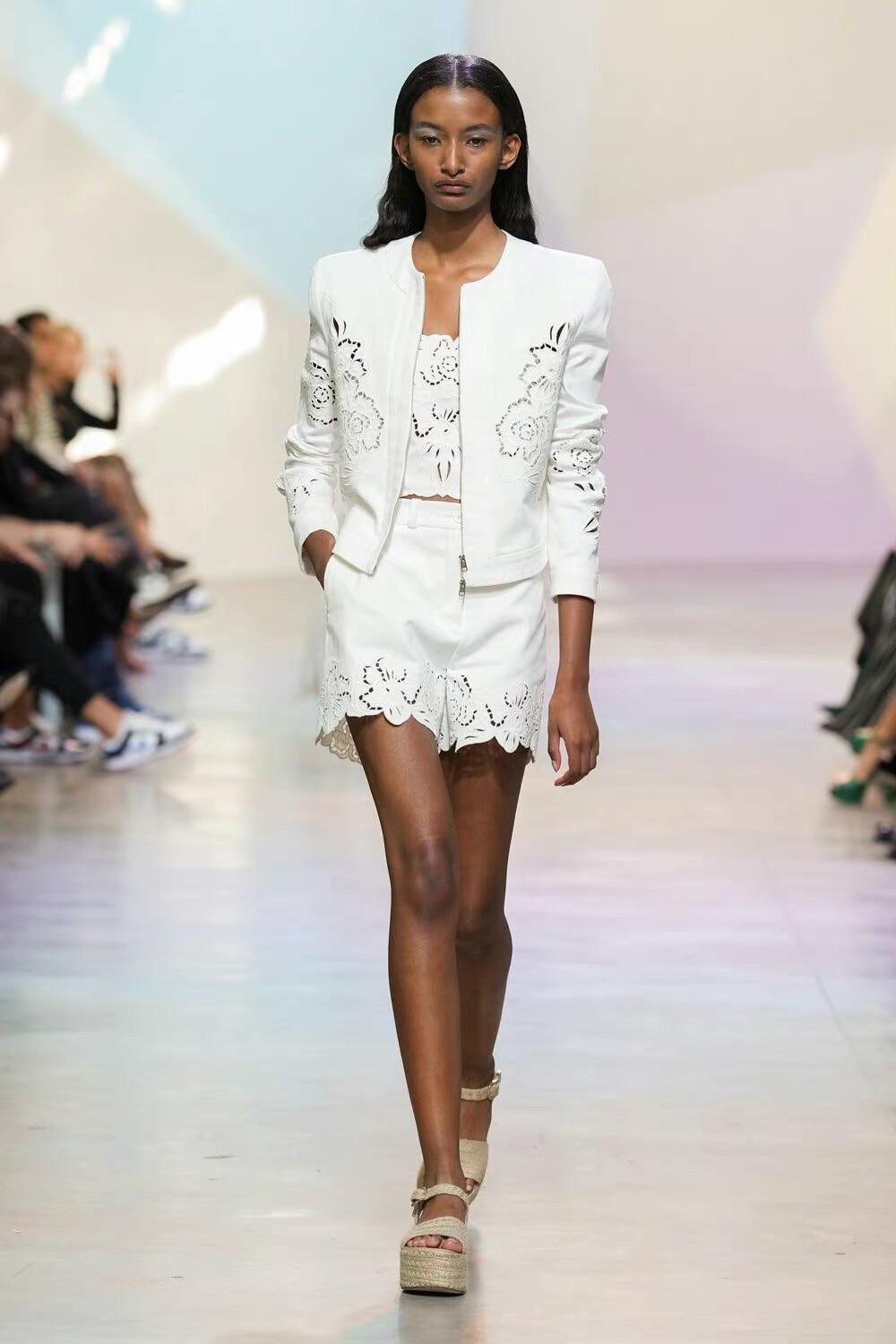 秀场、时装周、时尚、模特