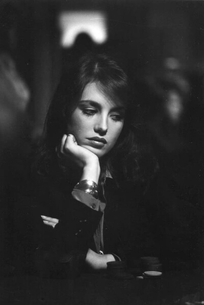 Isabelle Adjani 伊莎贝尔阿佳妮
1978年《虎口拔牙》
