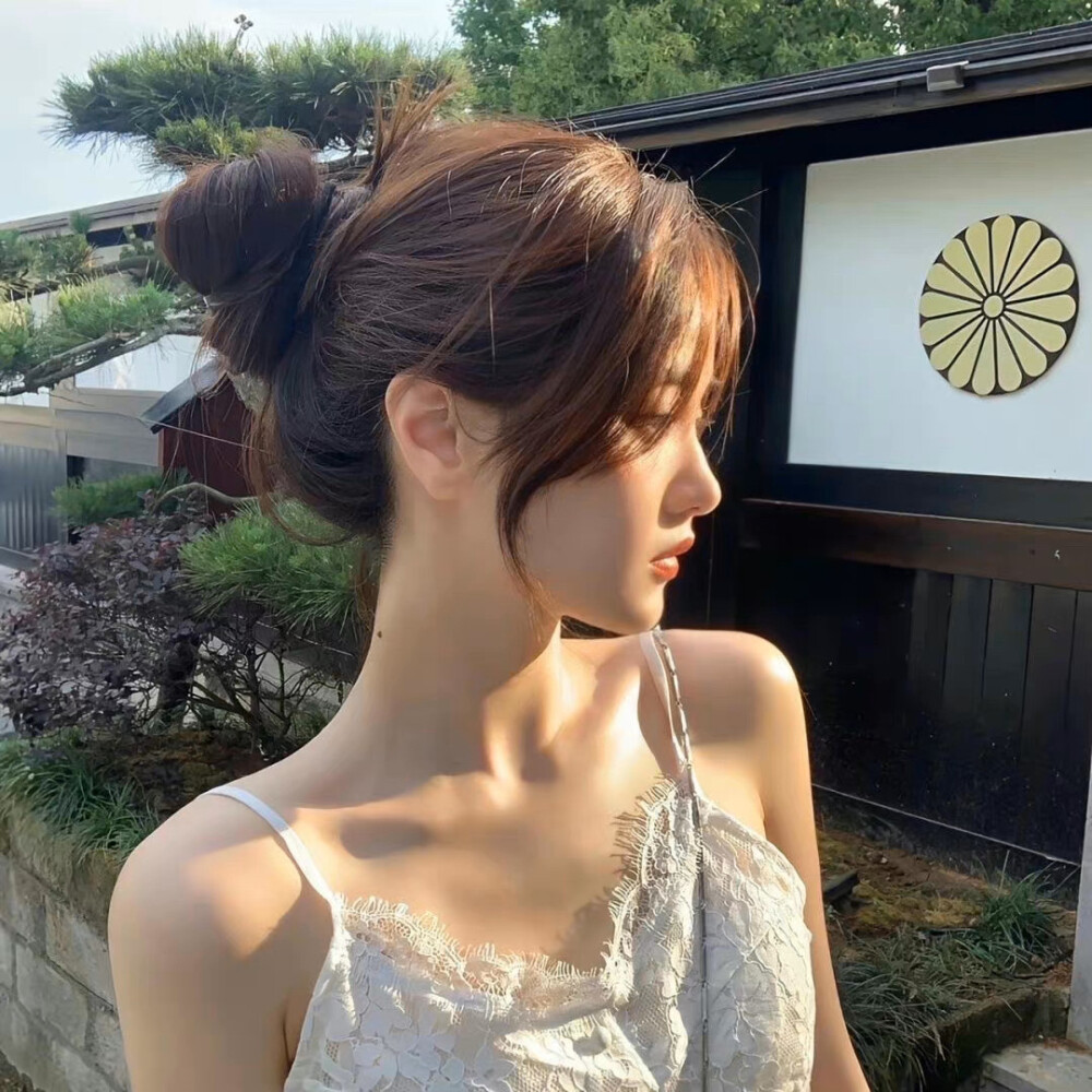 - ʸᵒᵘ ᶜᵃⁿ'ᵗ ᵍⁱᵛᵉ ⁱⁿ ᵗᵒ ˡⁱᶠᵉ ʷⁱᵗʰᵒᵘᵗ ᵗʳʸⁱⁿᵍ. -
总不能还没努力就向生活妥协吧