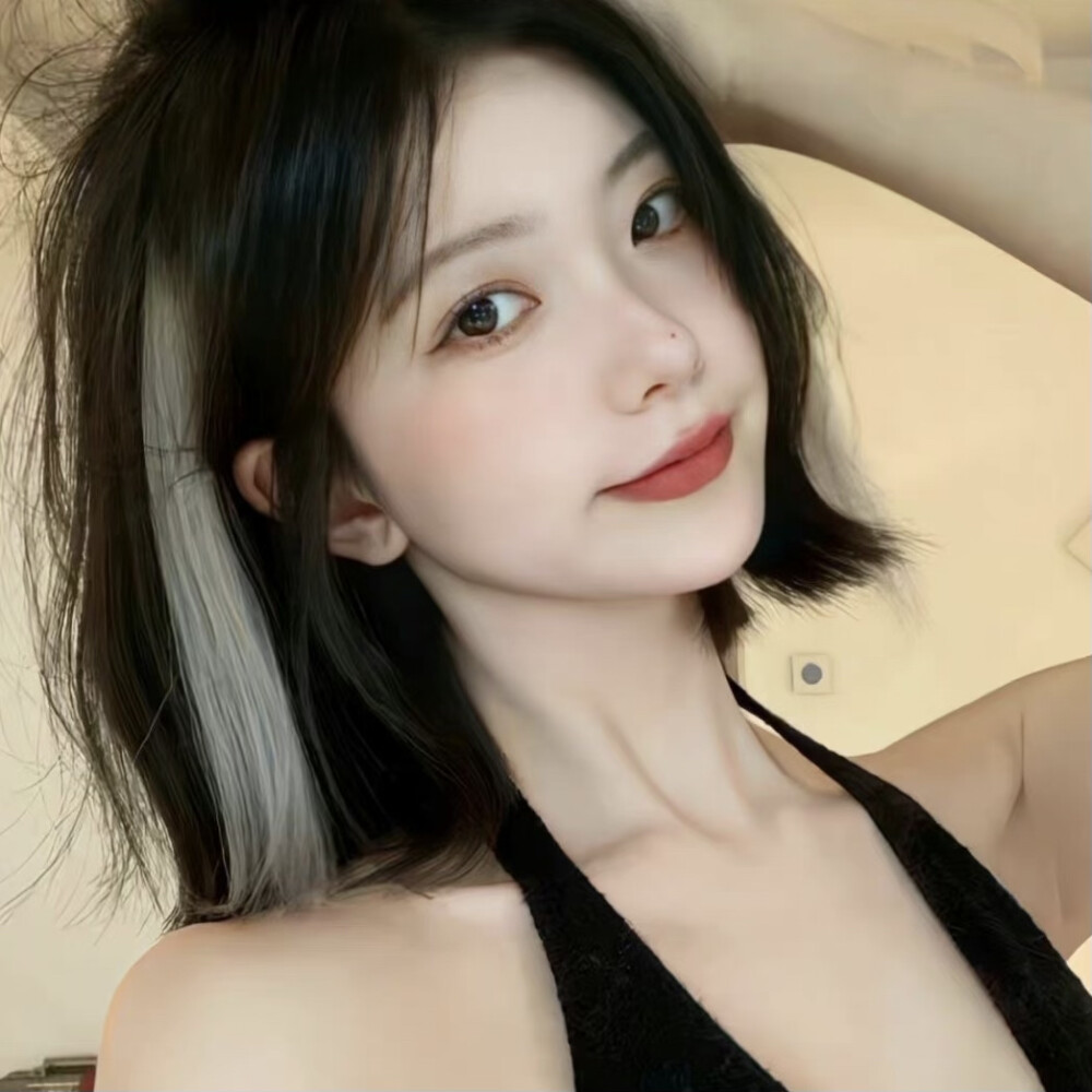 堆糖一婉（优质女生头像）
版权©️归原作所有 侵权删并致歉。