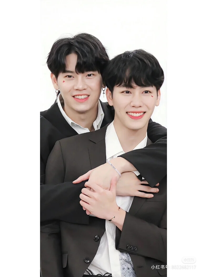 泰星刘沃沃war 泰星贤贤yin 《爱情力学》