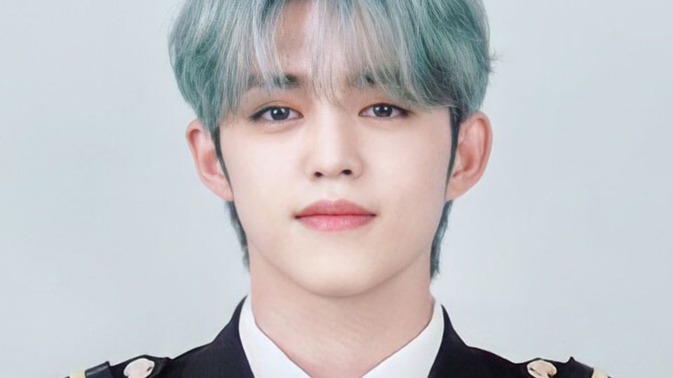 崔胜澈 崔胜哲 S.COUPS SEVENTEEN 橙光背景图