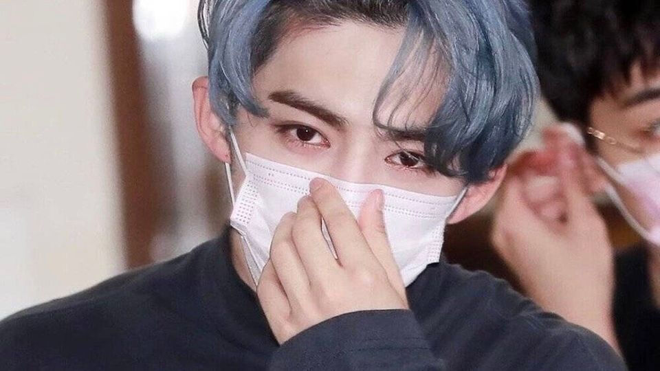 崔胜澈 崔胜哲 S.COUPS SEVENTEEN 橙光背景图