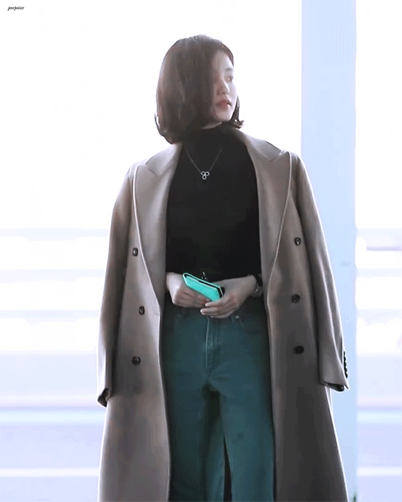 金泰梨 taeri
/图源见logo ​​​侵删