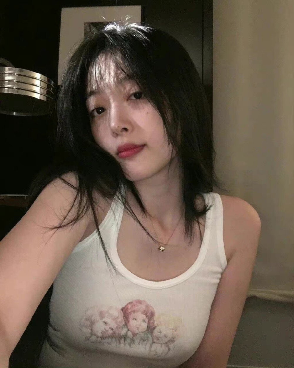 崔雪莉 Sulli
/图源见logo ​​​侵删