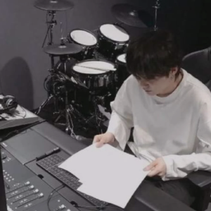 金南俊 金硕珍 闵玧其 郑号锡 金泰亨 朴智旻 田柾国 bts