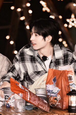 秋日露营

图片来自微博超话