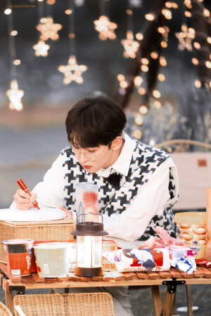 秋日露营

图片来自微博超话