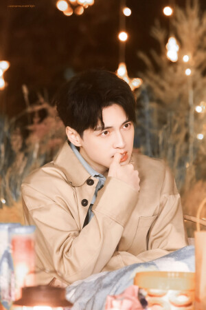 秋日露营

图片来自微博超话