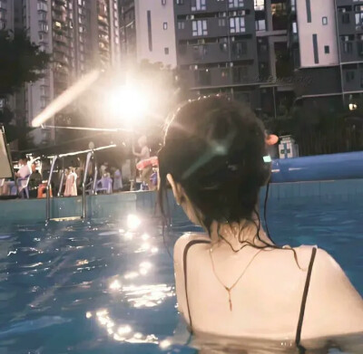 玩网底图。拿图吱声。