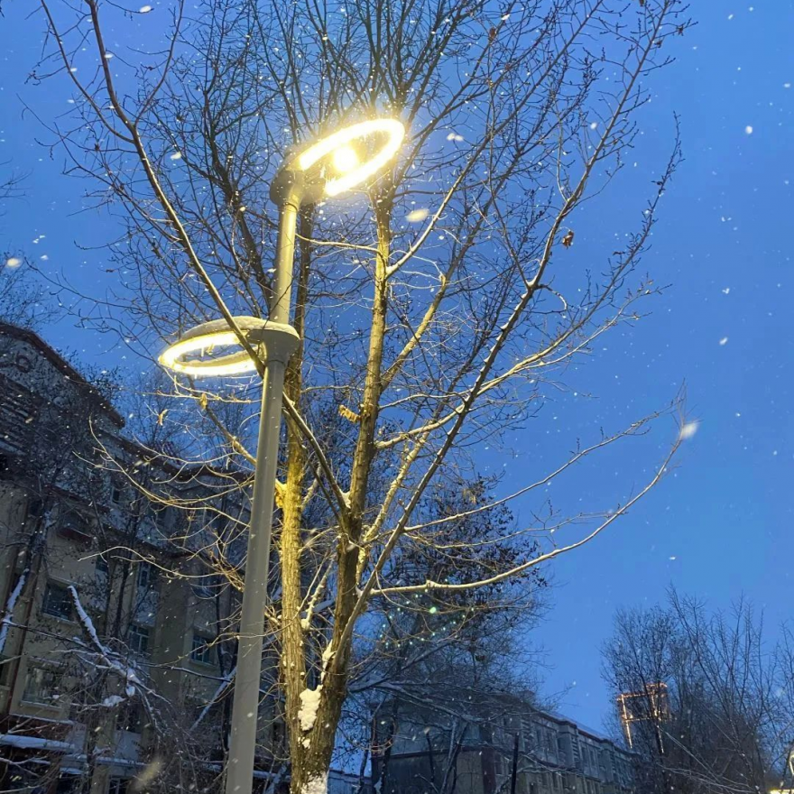 雪景朋友圈背景图