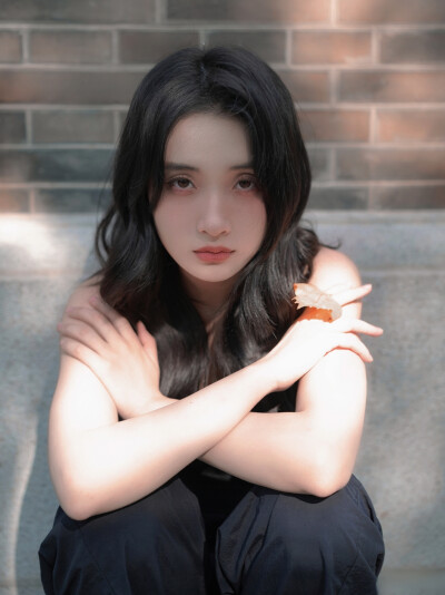 
年年亦如此 我仍盼年年。