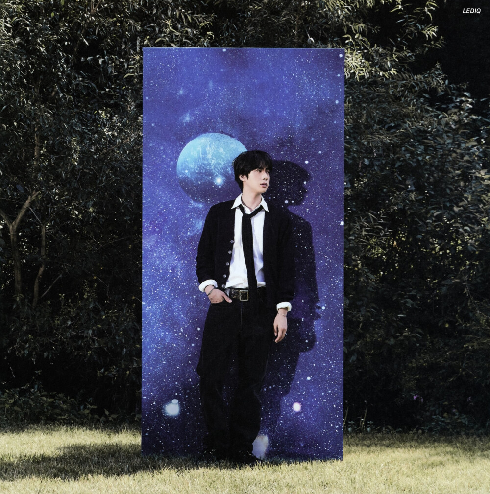 金硕珍
The Astronaut 扫图
cr:lediQ_1204