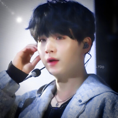 闵玧其SUGA
©朴幼林