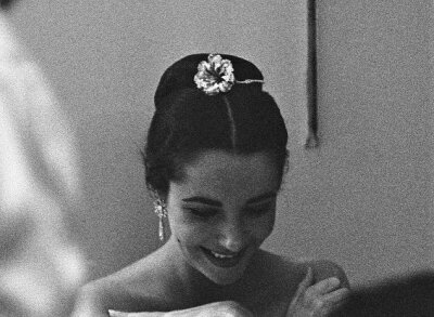  Elizabeth Taylor
