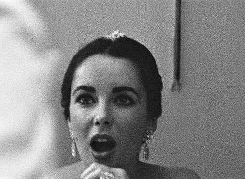  Elizabeth Taylor
