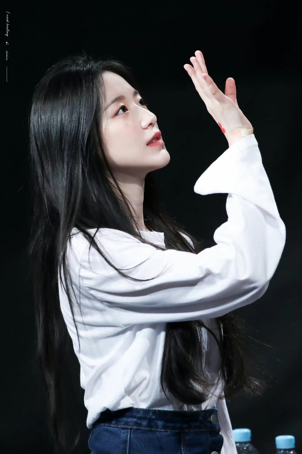 叶舒华 /图源见logo 676767侵删 - 堆糖,美图壁纸兴趣社区