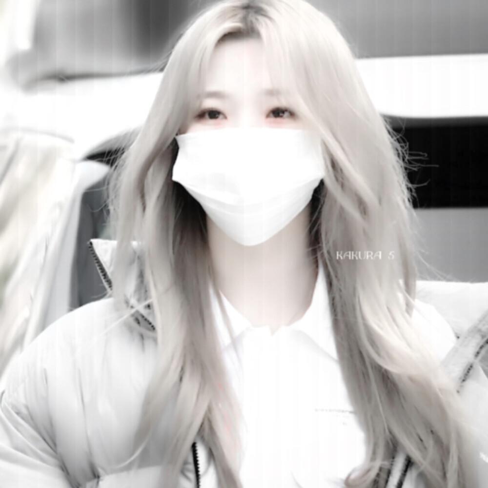 阭池｜白知宪 ²⁹ 倒退时间 ＆ 定格时间
“学姐，你说我们该怎么控制时间呢？”
阭池 背景：verny1998
白知宪 背景：verny1998