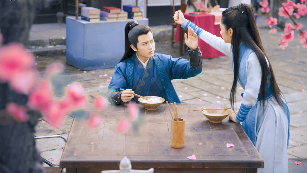 锦衣之下/陆绎 袁今夏