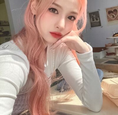 ૮ ˃̵ ֊ ˂̵ ა