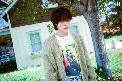221110
NAVER更新硕珍相关
防弹少年团金硕珍Jin 'The Astronaut' Film Camera Photo ​​​