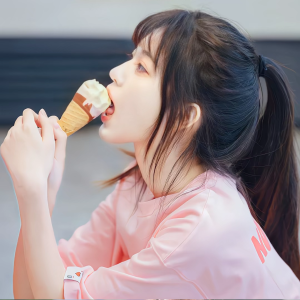 九个超可爱的女生真人头像，姐妹们赶紧冲吖！