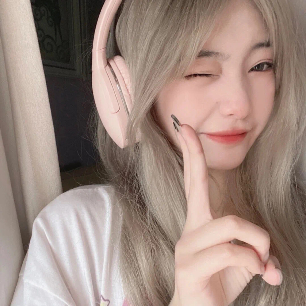 “短暂的陪伴到底是赏赐还是惩罚”
女头˖⁺.ପଓ˖⁺. 