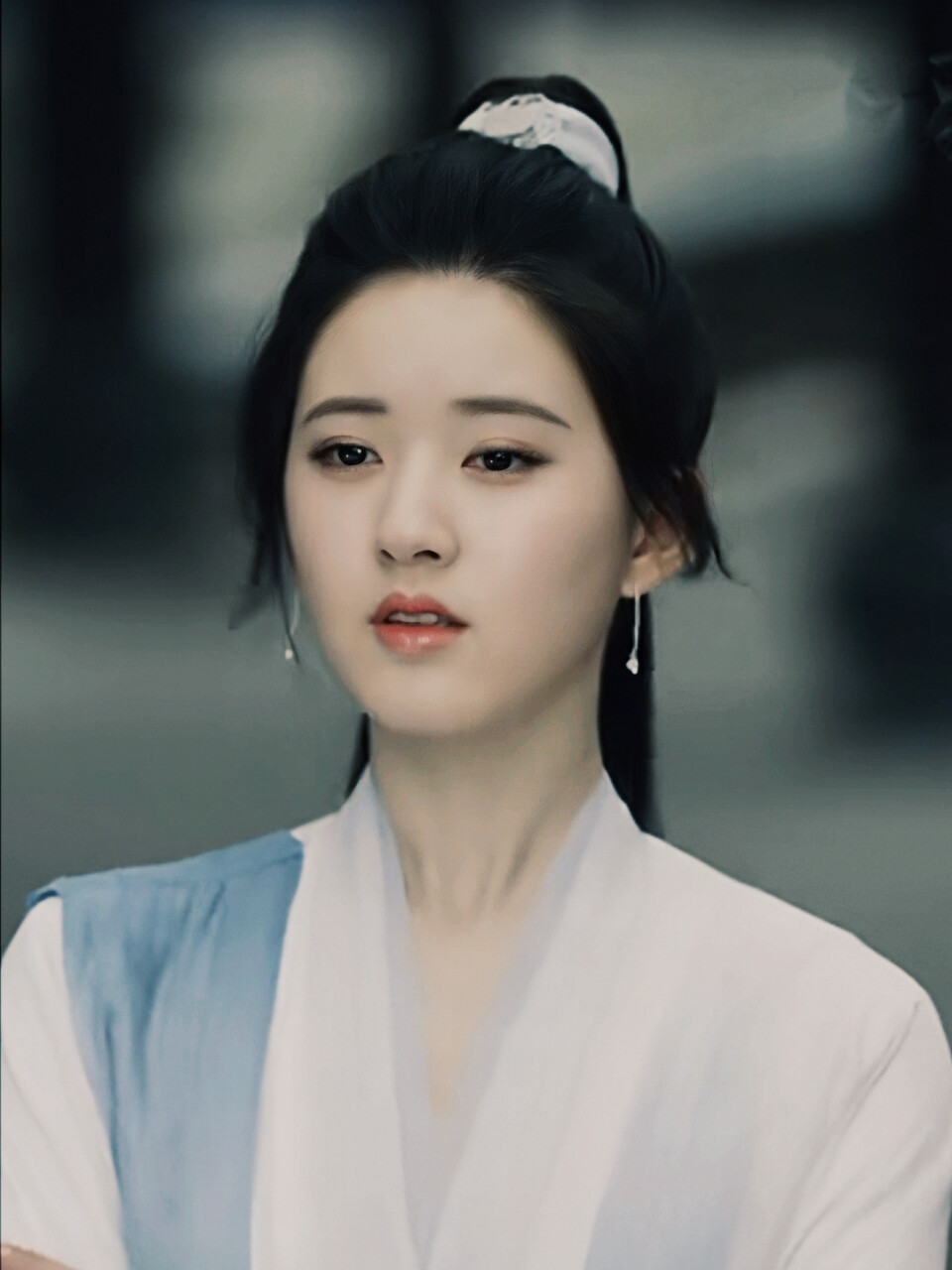 赵露思 且试天下