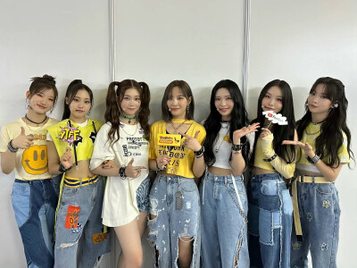 福富月 TSUKI
/图源见logo ​​​侵删