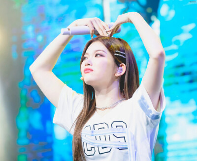 福富月 TSUKI
/图源见logo ​​​侵删