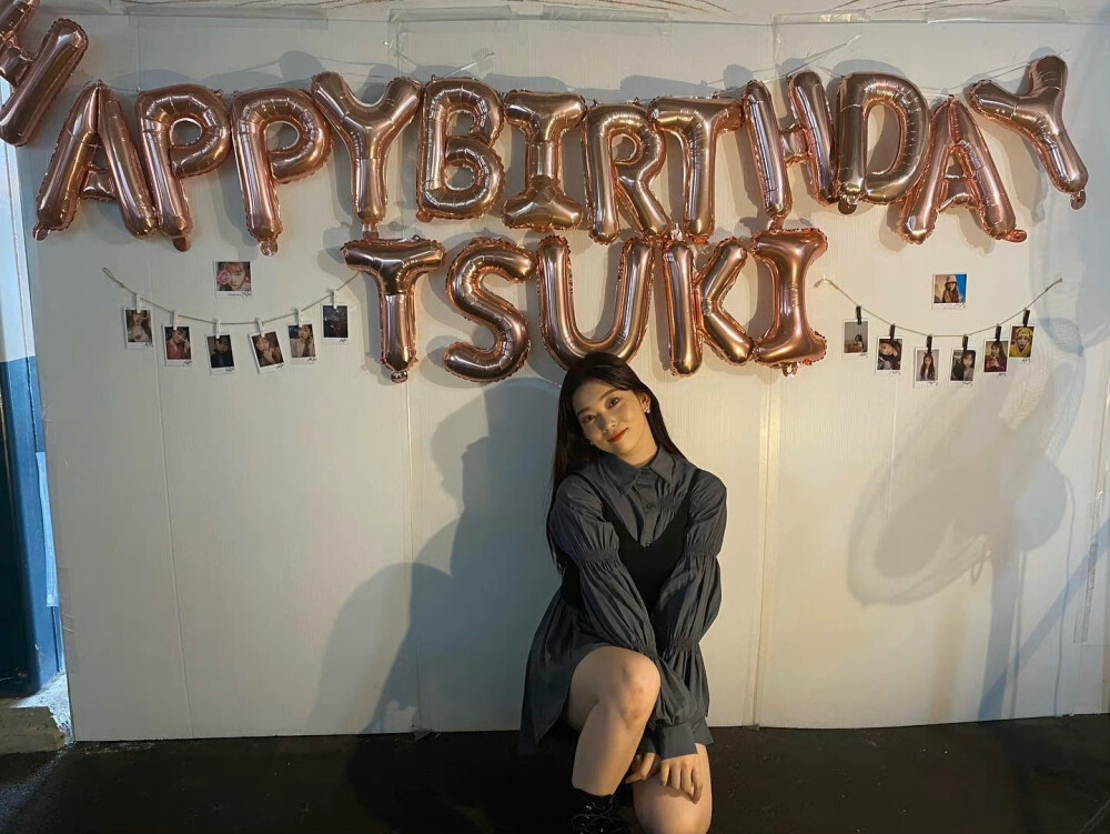 福富月 tsuki/图源见logo 676767侵删