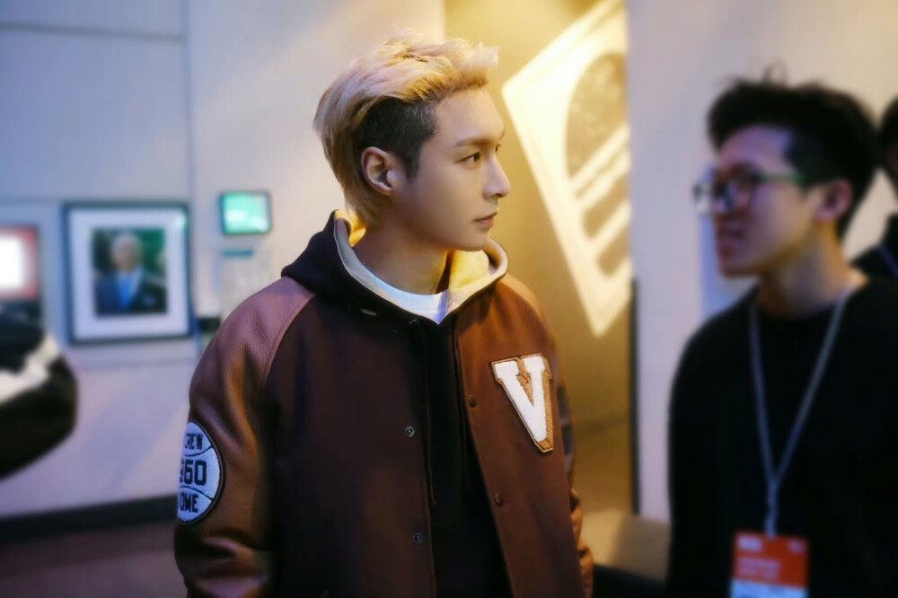 喜欢一些棒球服帅哥