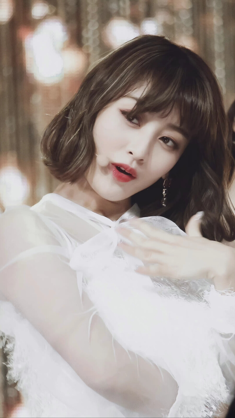 朴志效 jihyo /图源见logo 676767侵删