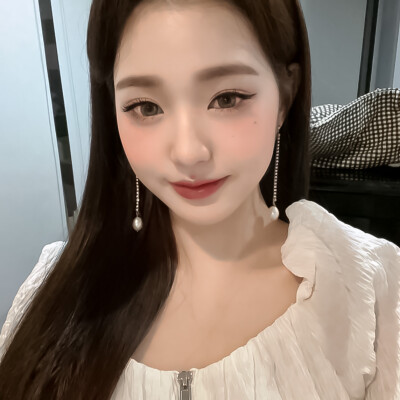  ♡·✧⁺’ ⑅୨୧