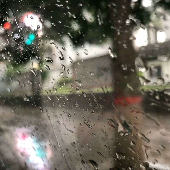 风格背景图 别烦下雨