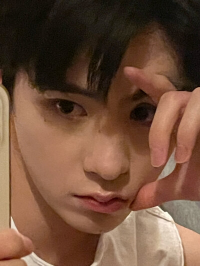 邓孝慈