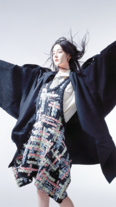 迪丽热巴费加罗