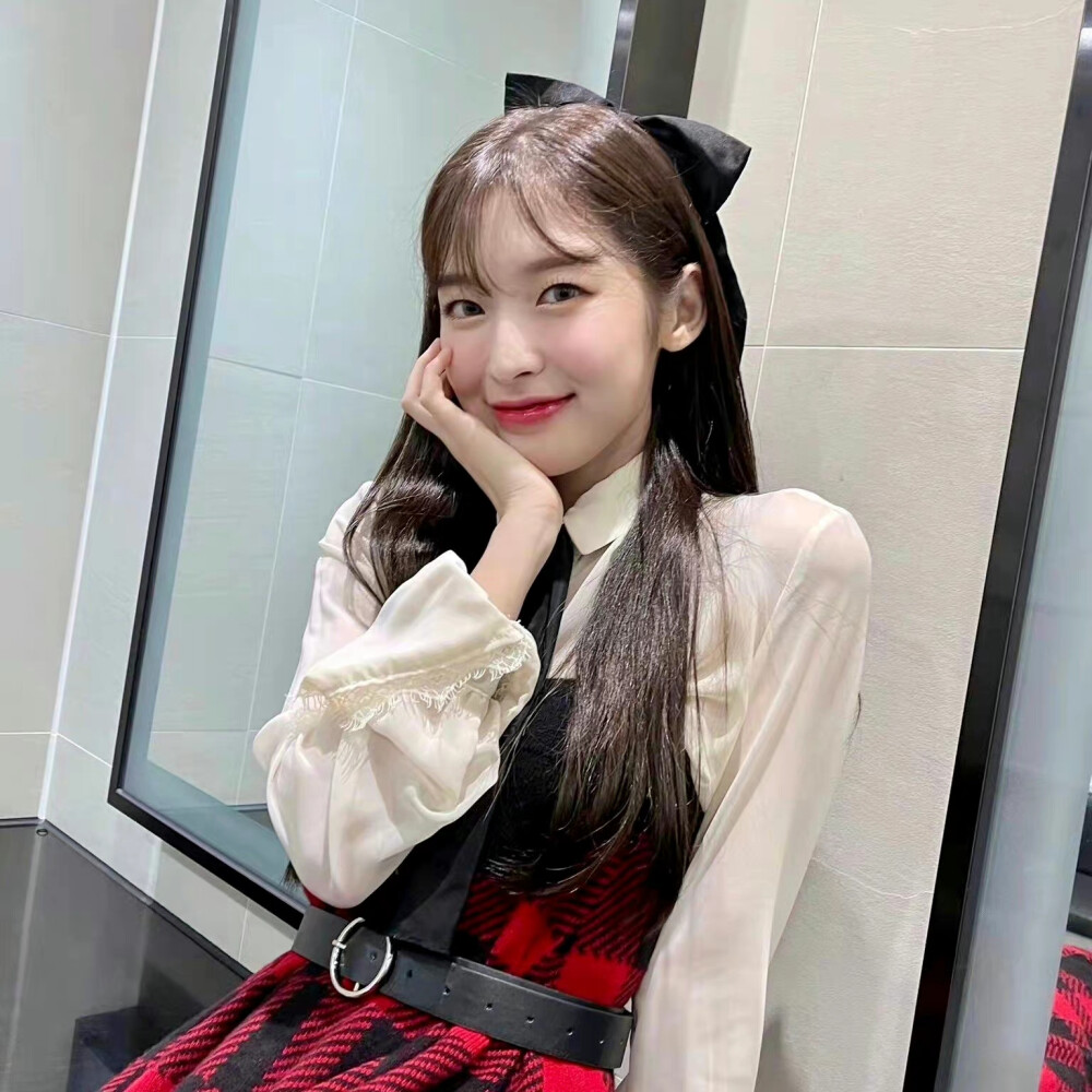 崔乂园 头像 /图源见logo 676767侵删