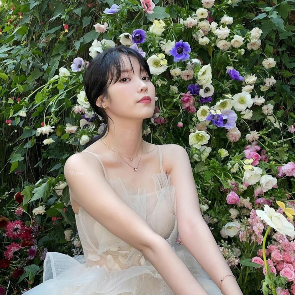 iu 头像 /图源见logo 676767侵删