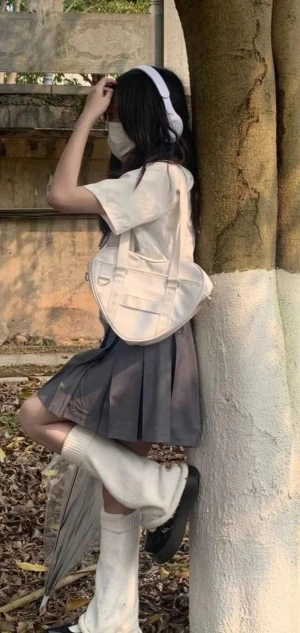 真人壁纸女   拿图点赞