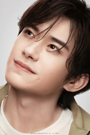 万千宠爱只为你                                 易烊千玺