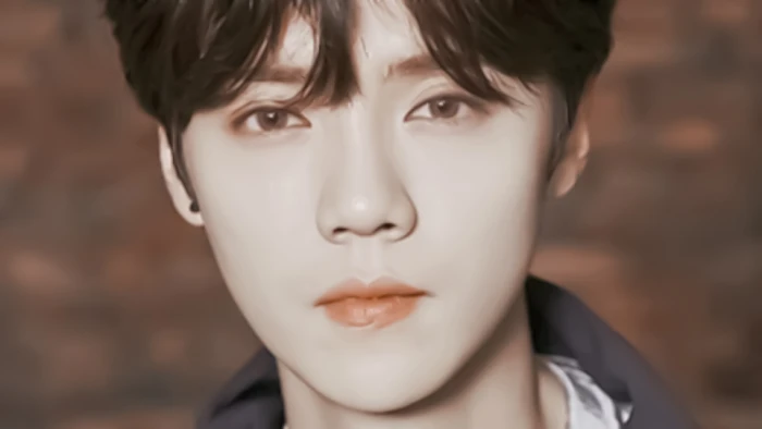 /鹿晗/
素材来源:甜岛店长、软归_
_既然要算账，就别玩那套虚的_
_要玩就玩大的，就赌，她先爱谁_