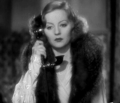 塔卢拉赫·班克黑德
Tallulah Bankhead
魔鬼和深渊
Devil and the Deep (1932) ​​​