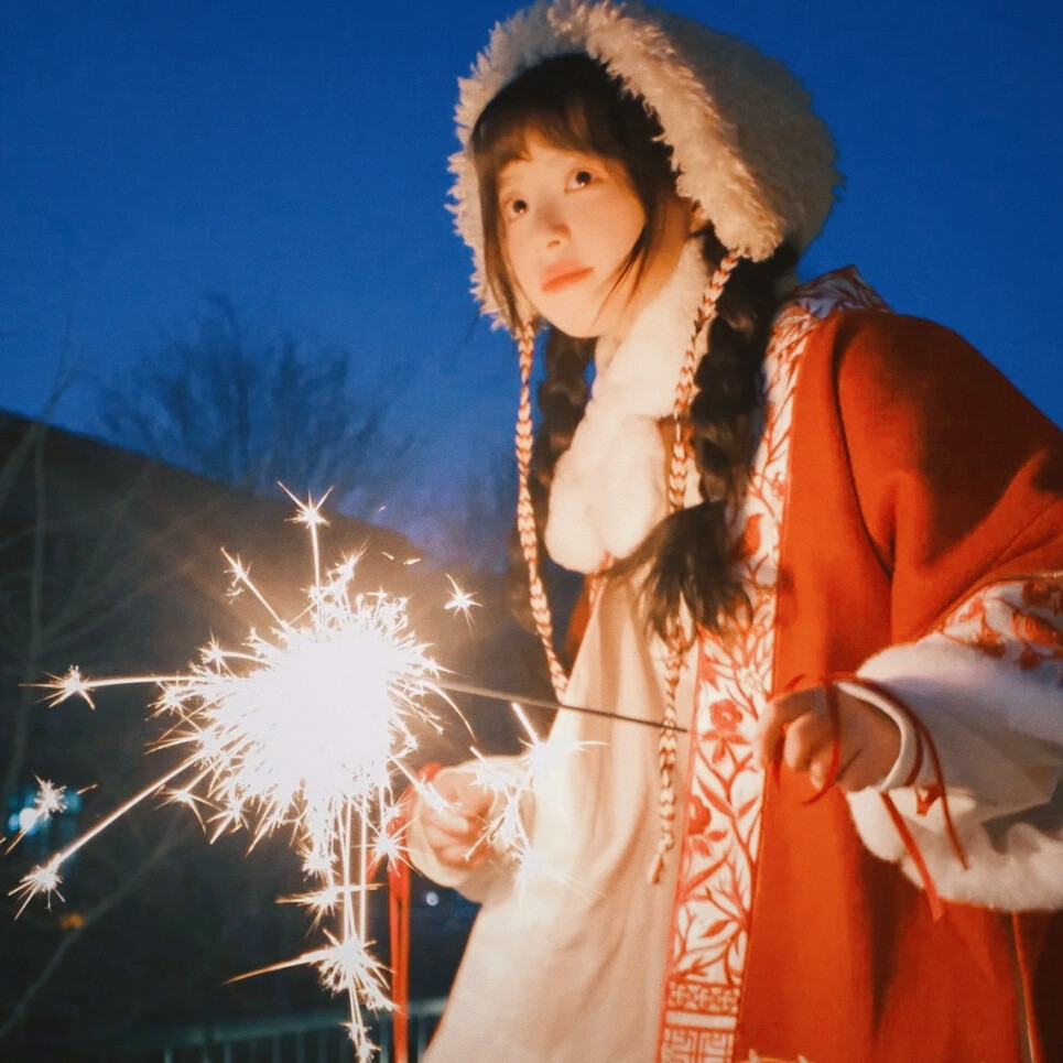  女生头像
